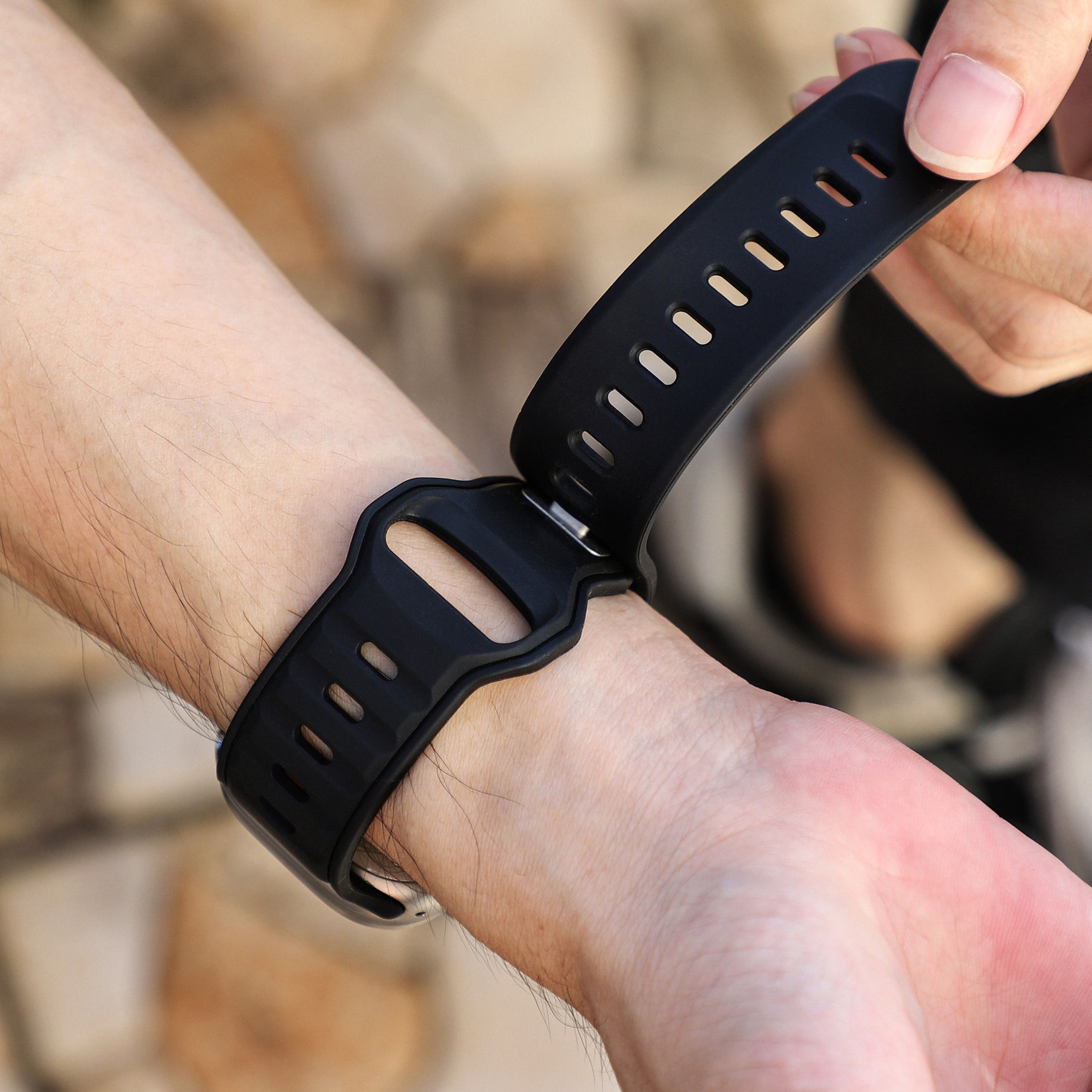 Full Black Premium Aspro Silicone Sports Bands By Shopyholy Compatible For Apple Watch