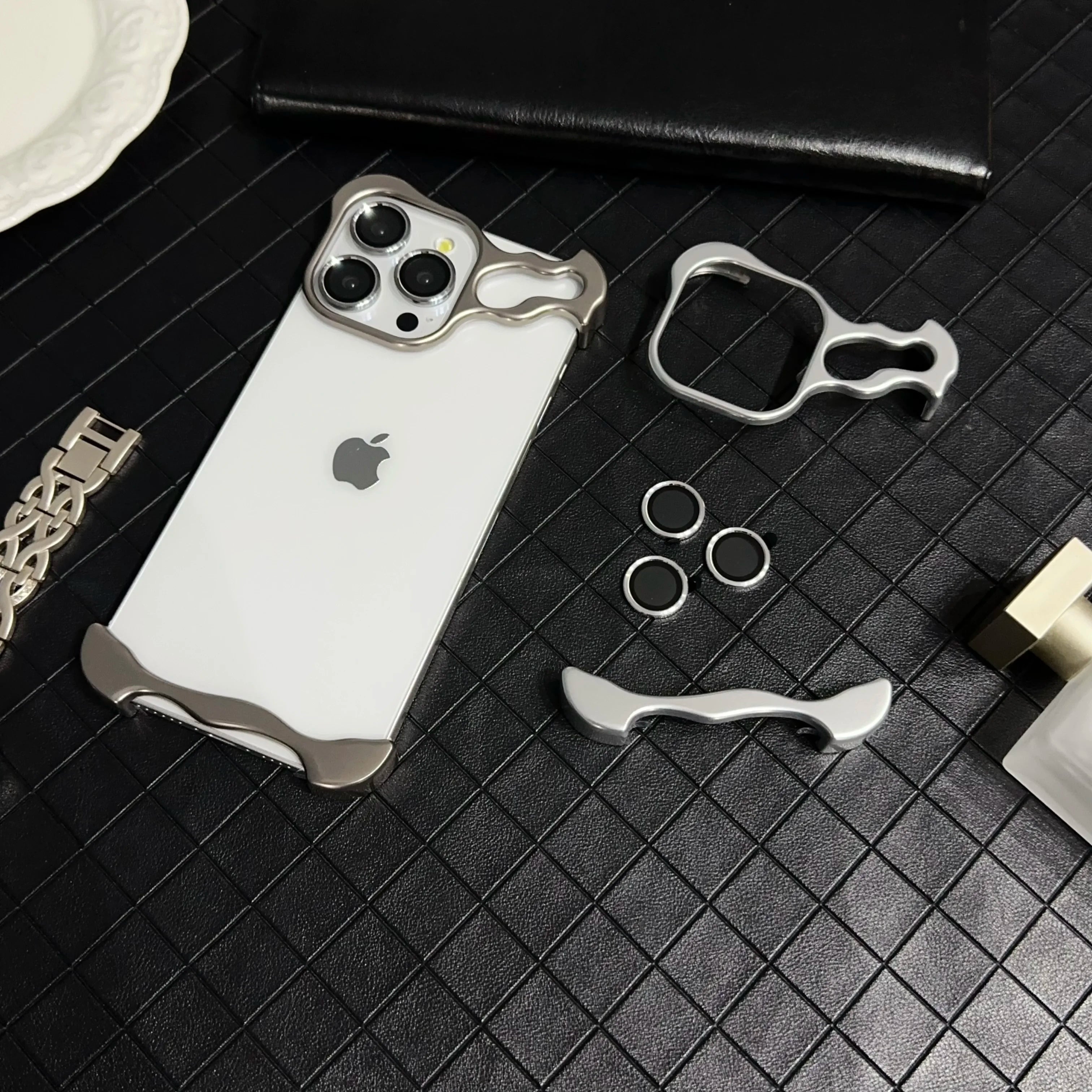 Luxury Titanium Alloy Corner Pads Case For iPone