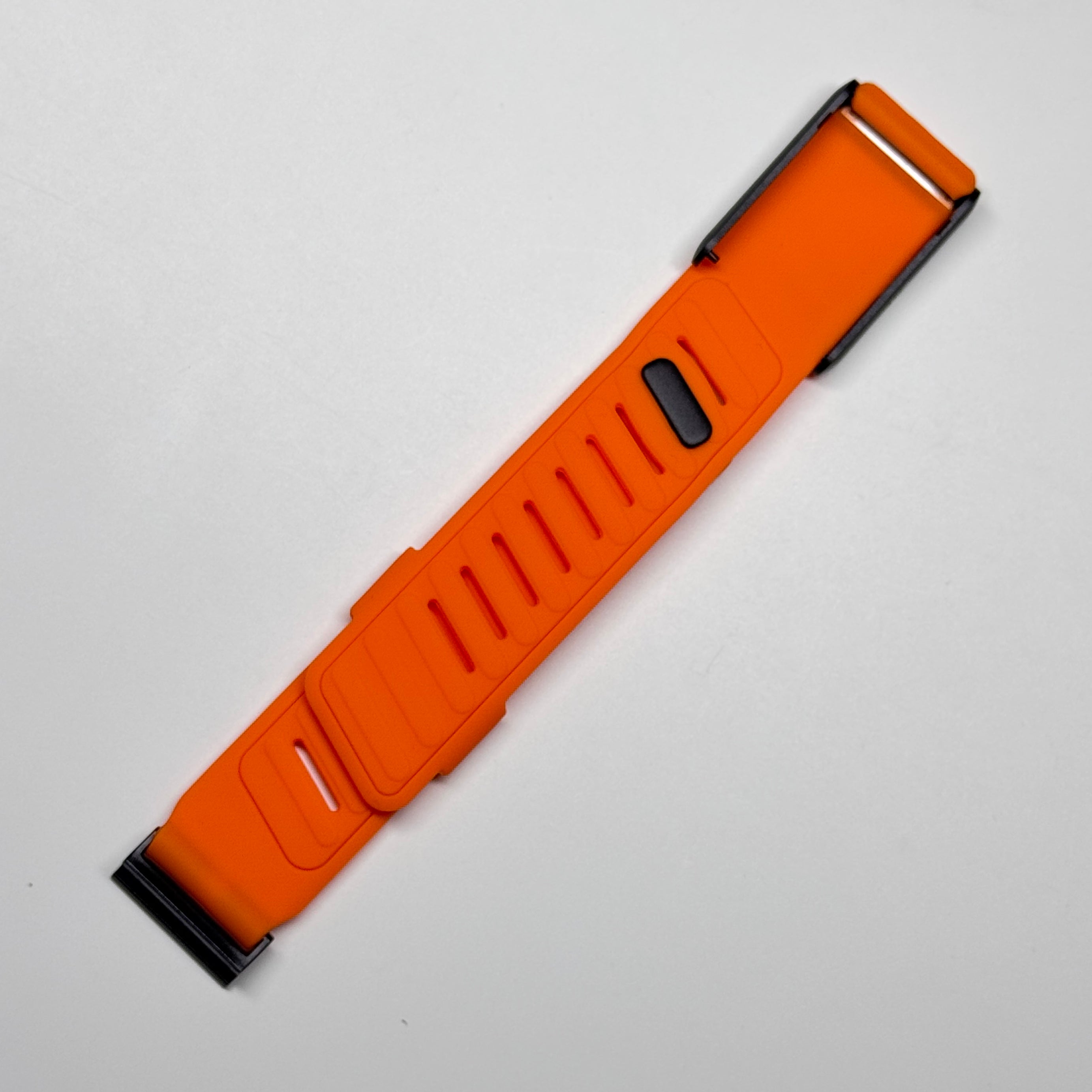 Luxury Sports Flex Silicone CR7 Edition Whoop Band Compatible For WHOOP 5.0 MG PEAK