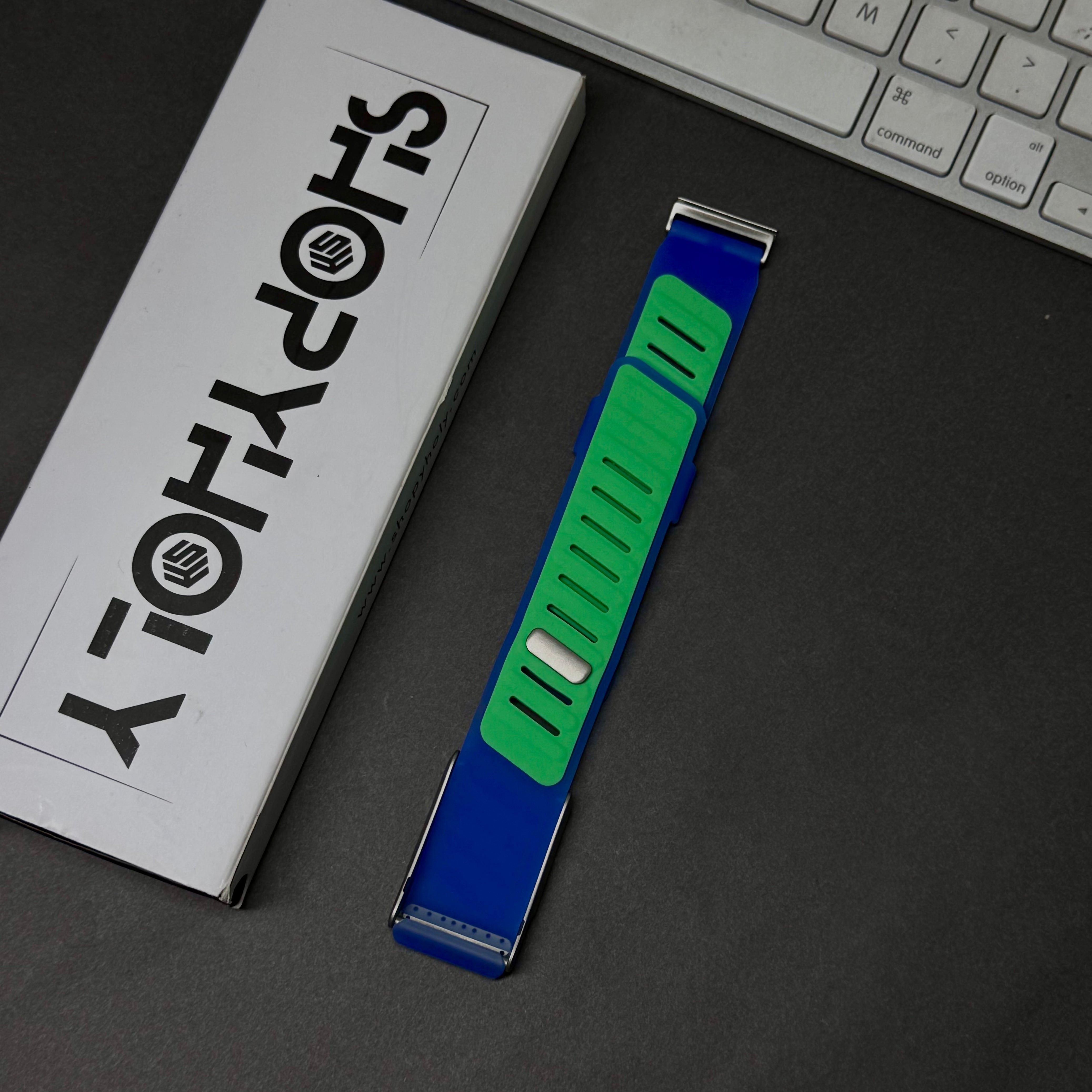Luxury Transparent Fog Silicone Sports Band – Breathable & Adjustable Whoop 5.0 MG LIFE