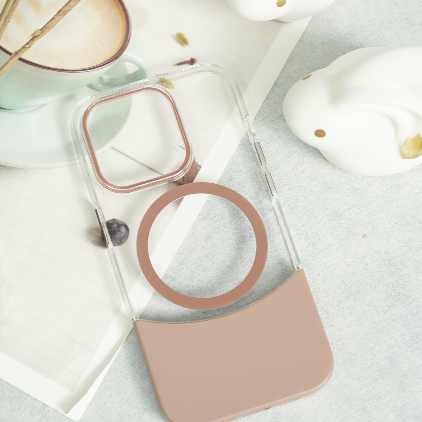 Premium Magnetic Clear Case with Magsafe for iPhone 16 Seires